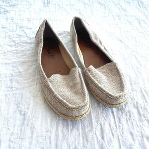 Beacon Women's Tan Espadrilles‎